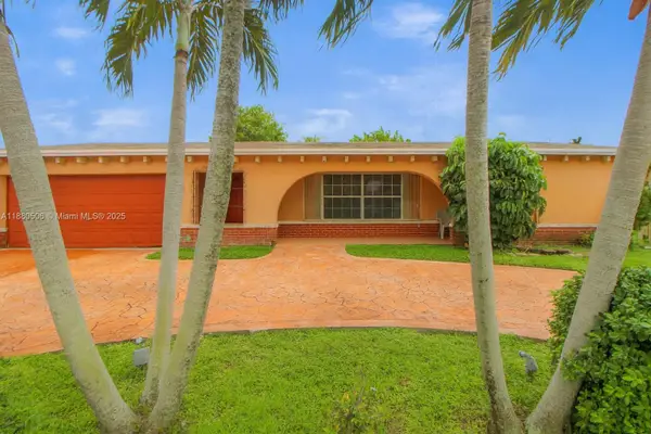 8930 NW 11th St, Pembroke Pines, FL 33024