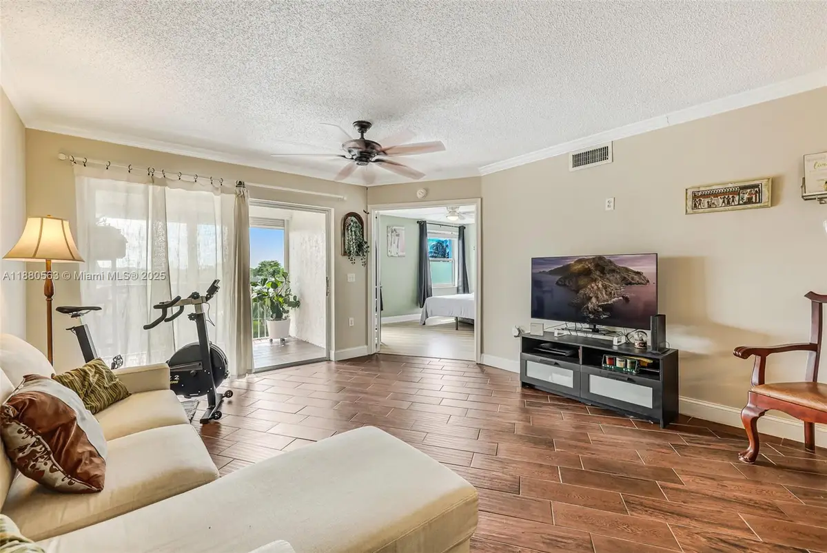 10346 NW 24th Pl #304, Sunrise, FL 33322 - Image #1