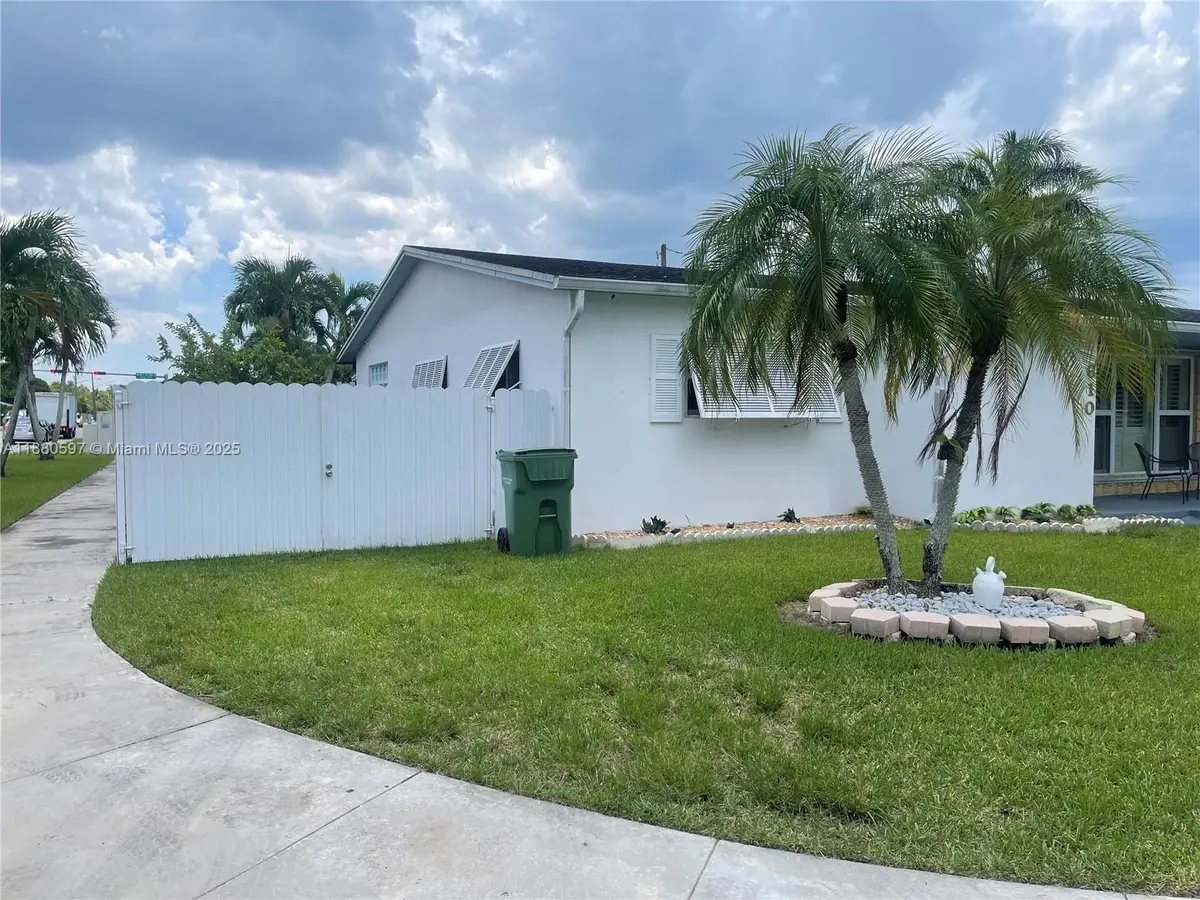 610 NW 16th St, Homestead, FL 33030 - Image #1