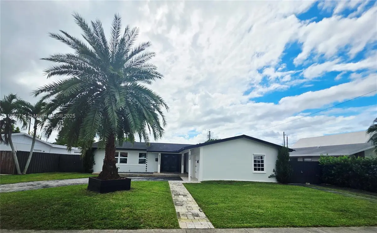 3740 SW 124th Ct, Miami, FL 33175 - Image #1