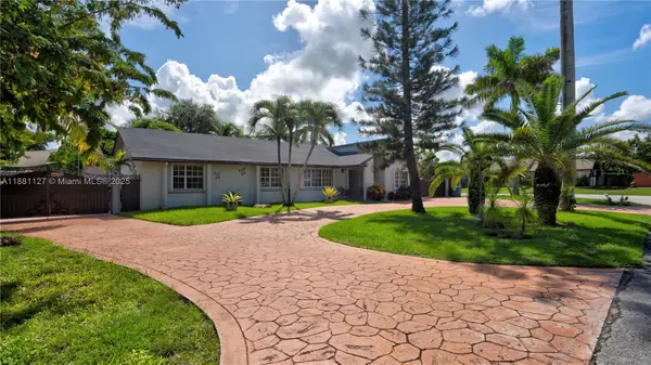 18501 SW 130th Ave, Miami, FL 33177