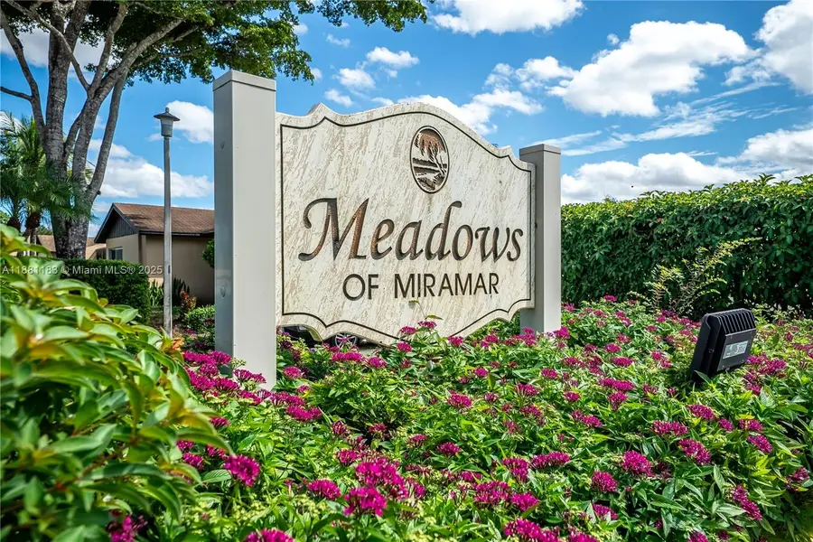 9591 W Heather Ln, Miramar, FL 33025 - Image #2