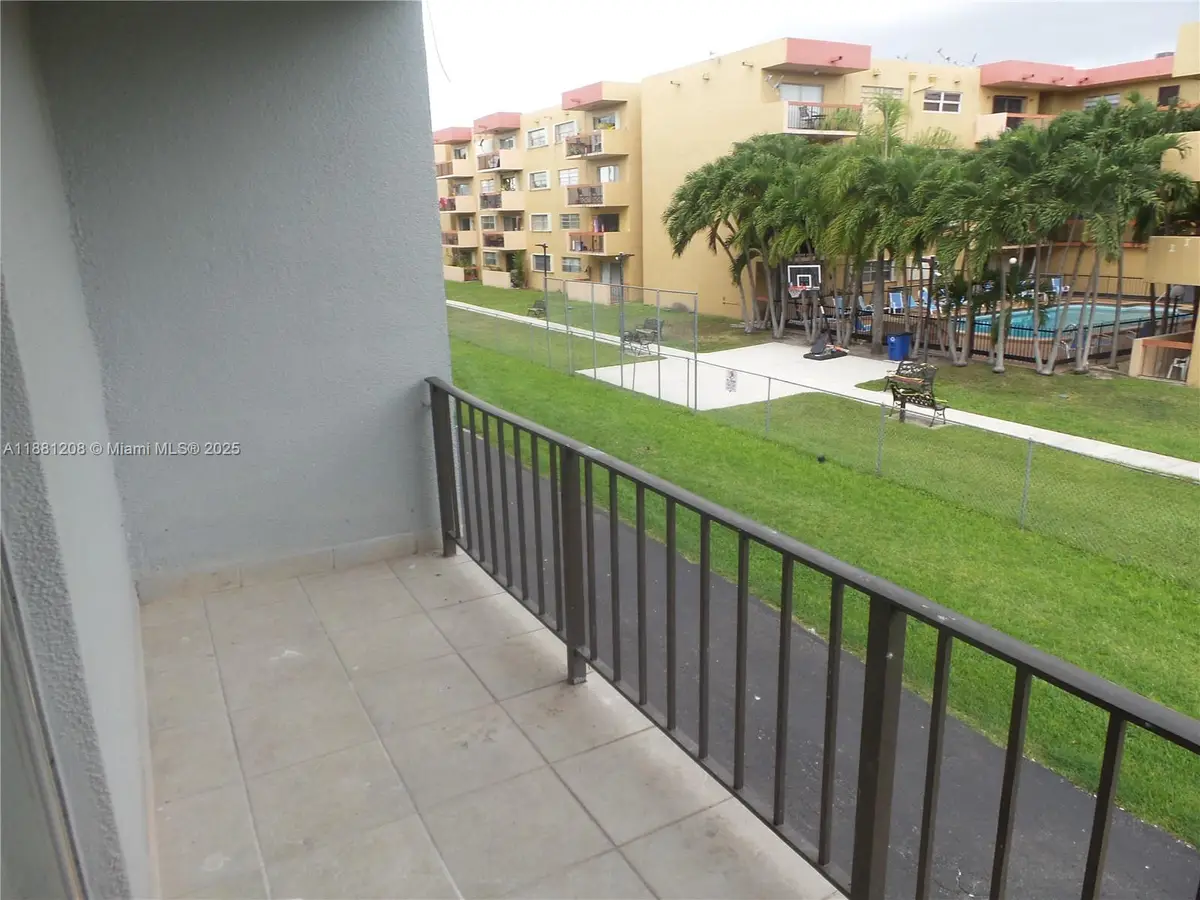 399 NW 72nd Ave #209, Miami, FL 33126 - Image #1