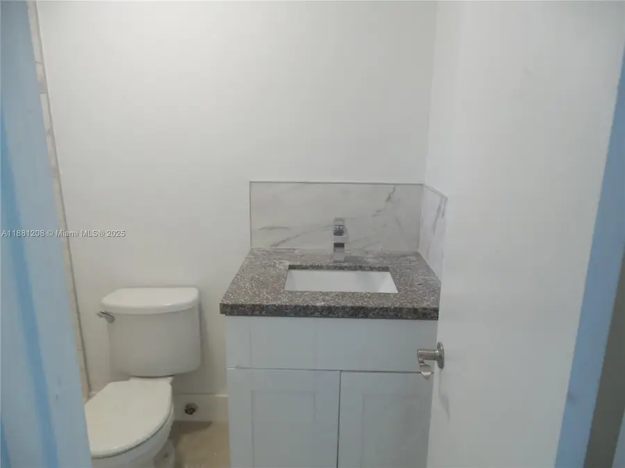399 NW 72nd Ave #209, Miami, FL 33126 - Image #3
