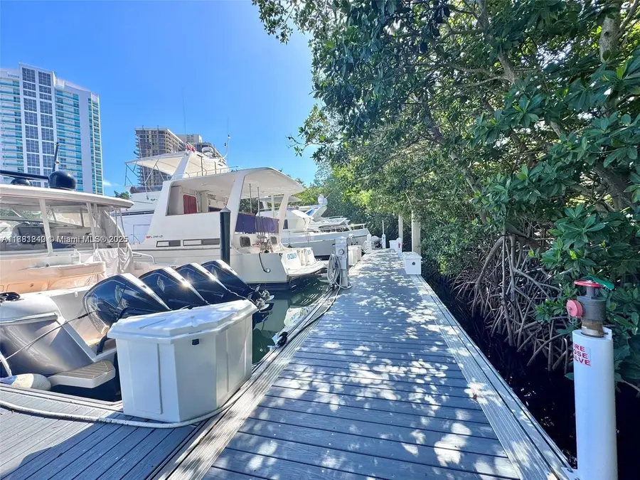 3575 Mystic Pointe Dr, Aventura, FL 33180 - #2