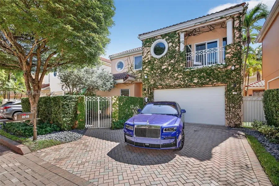 3710 NE 208th Ter, Aventura, FL 33180 - Image #2