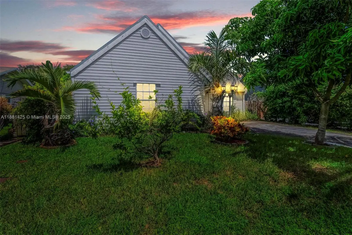 5119 Oak Hill Rd, Delray Beach, FL 33484 - Image #1