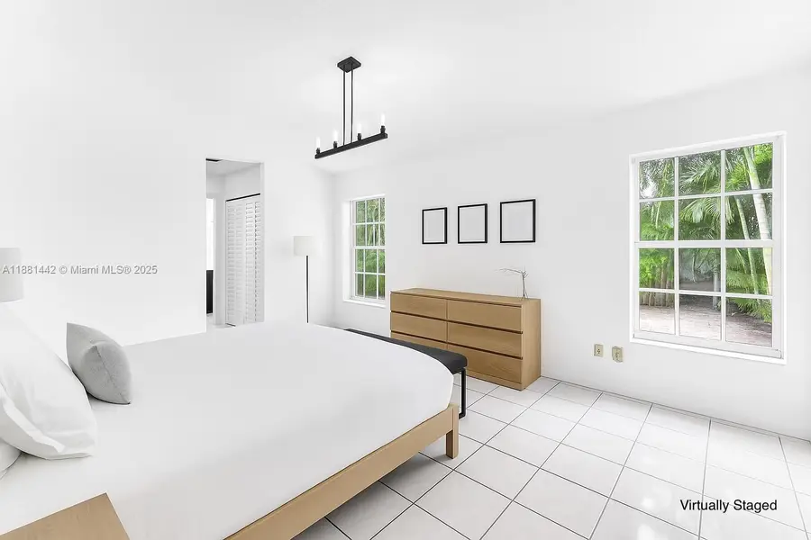 5660 SW 99th Ln, Cooper City, FL 33328 - Image #2