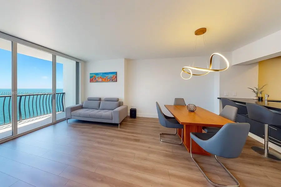 1750 N Bayshore Dr #2803, Miami, FL 33132 - Image #2