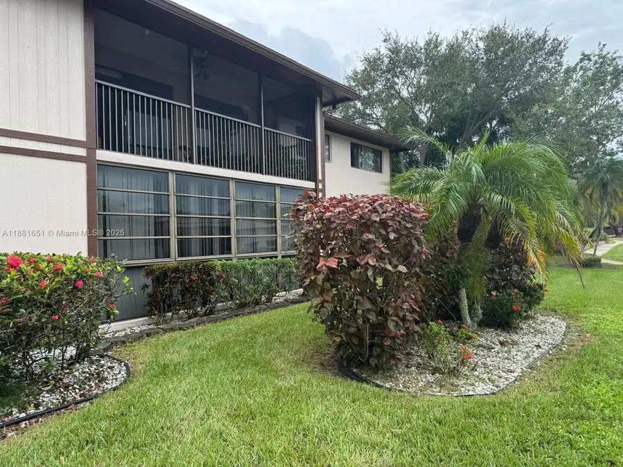 9794 N Belfort Cir #202, Tamarac, FL 33321 - Image #3