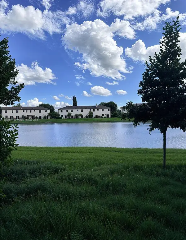 12727 NW 23rd Pl, Miami, FL 33167