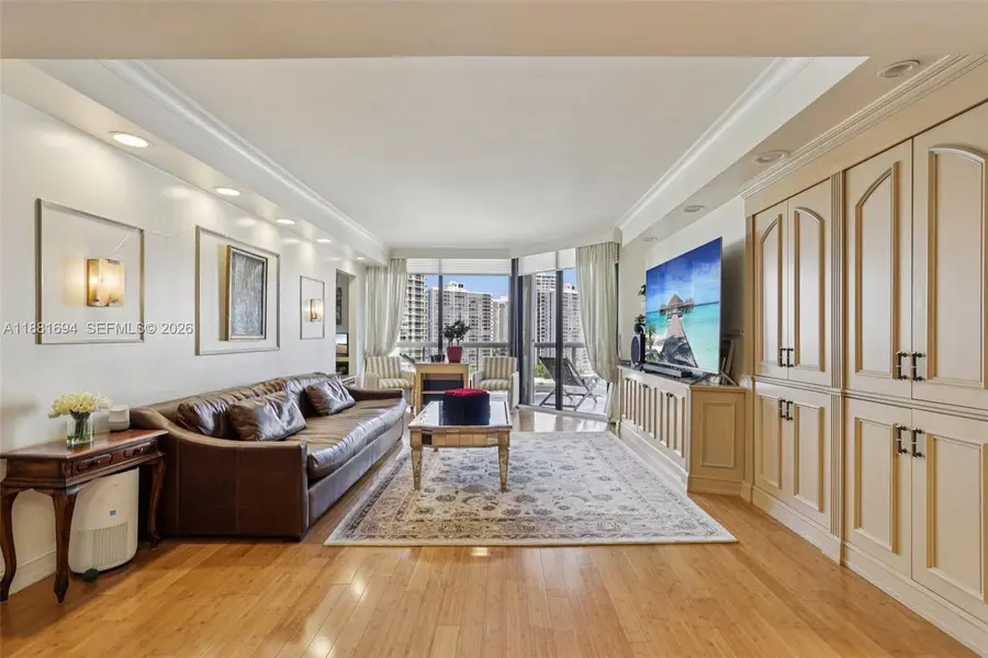 20191 E Country Club Dr #1102, Aventura, FL 33180 - #3