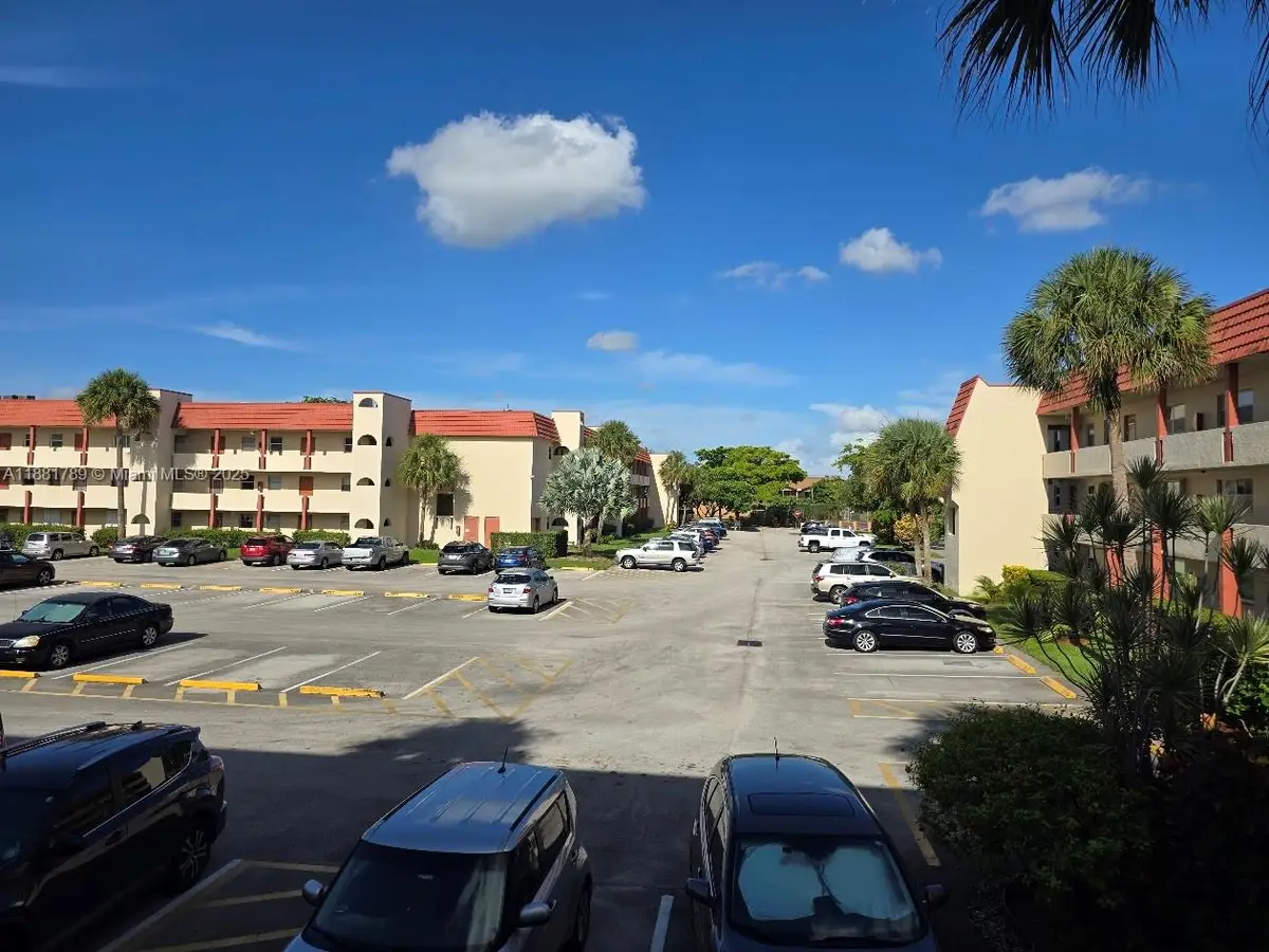 2831 E Sunrise Lakes Dr #208, Sunrise, FL 33322 - Image #1