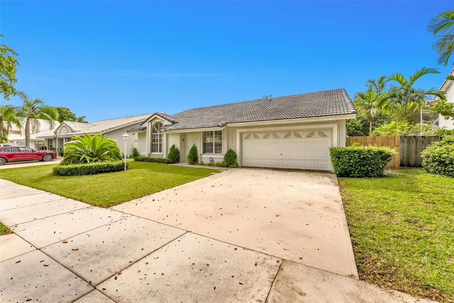 21420 SW 94th Ave, Cutler Bay, FL 33189 - Image #2