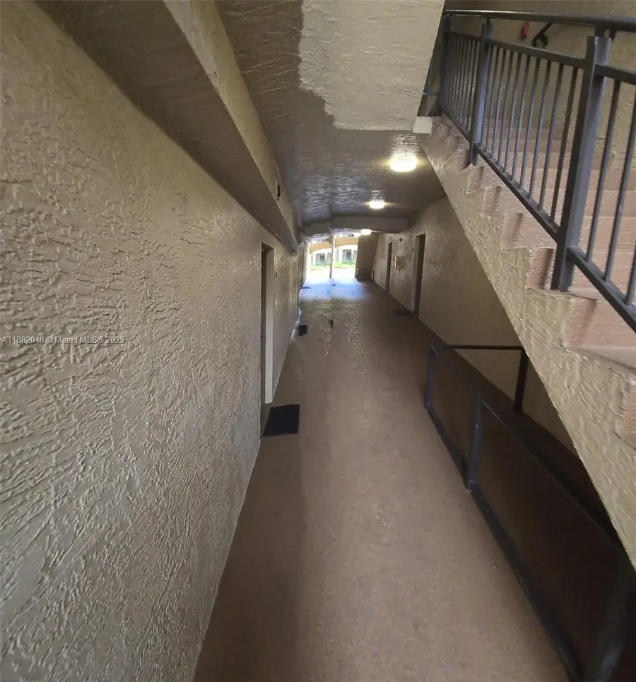 215 SW 117th Ter #14104, Pembroke Pines, FL 33025 - Image #3