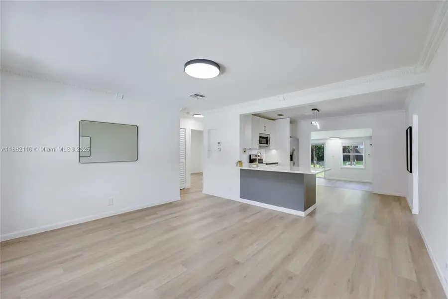 1529 NW 2nd Ave, Fort Lauderdale, FL 33311 - Image #3