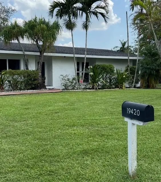 19420 SW 307th St, Homestead, FL 33030 - Image #2