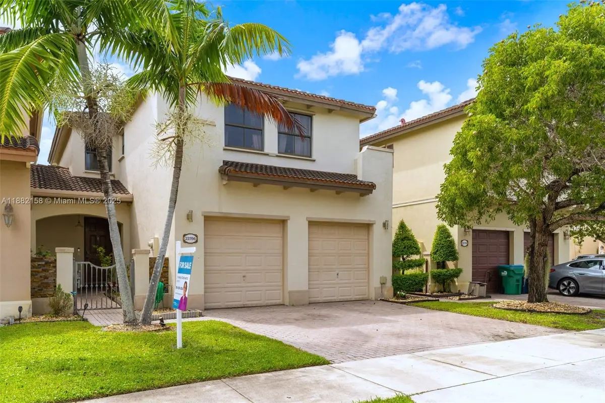 22766 SW 89th Pl, Cutler Bay, FL 33190 - Image #1