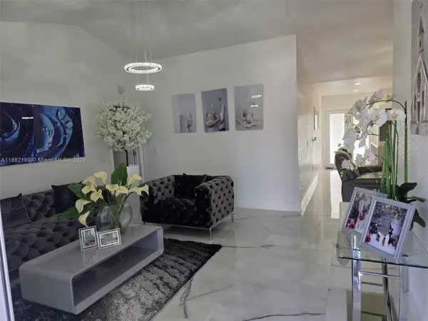 20842 SW 122nd Pl, Miami, FL 33177