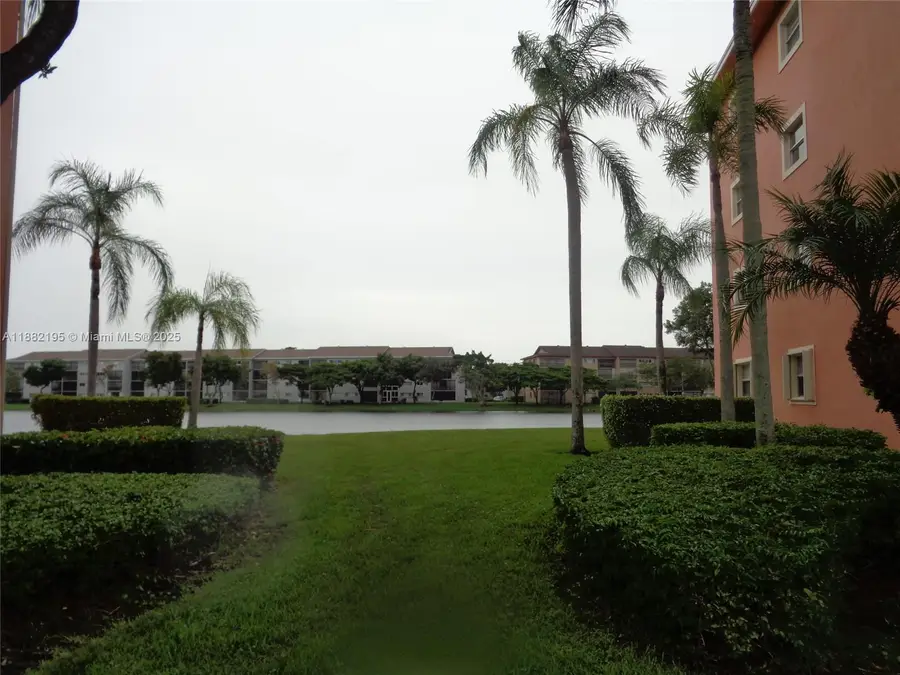 701 SW 141st Ave #412R, Pembroke Pines, FL 33027 - Image #2
