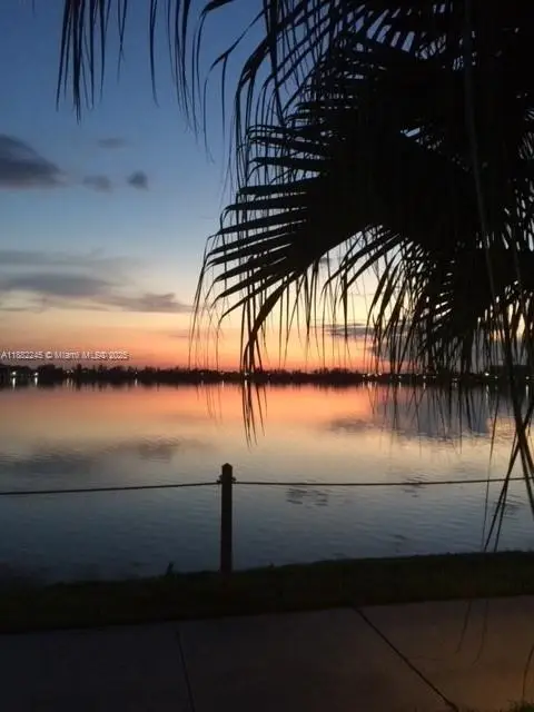 112 Lake Emerald Dr #109, Oakland Park, FL 33309 - Image #1