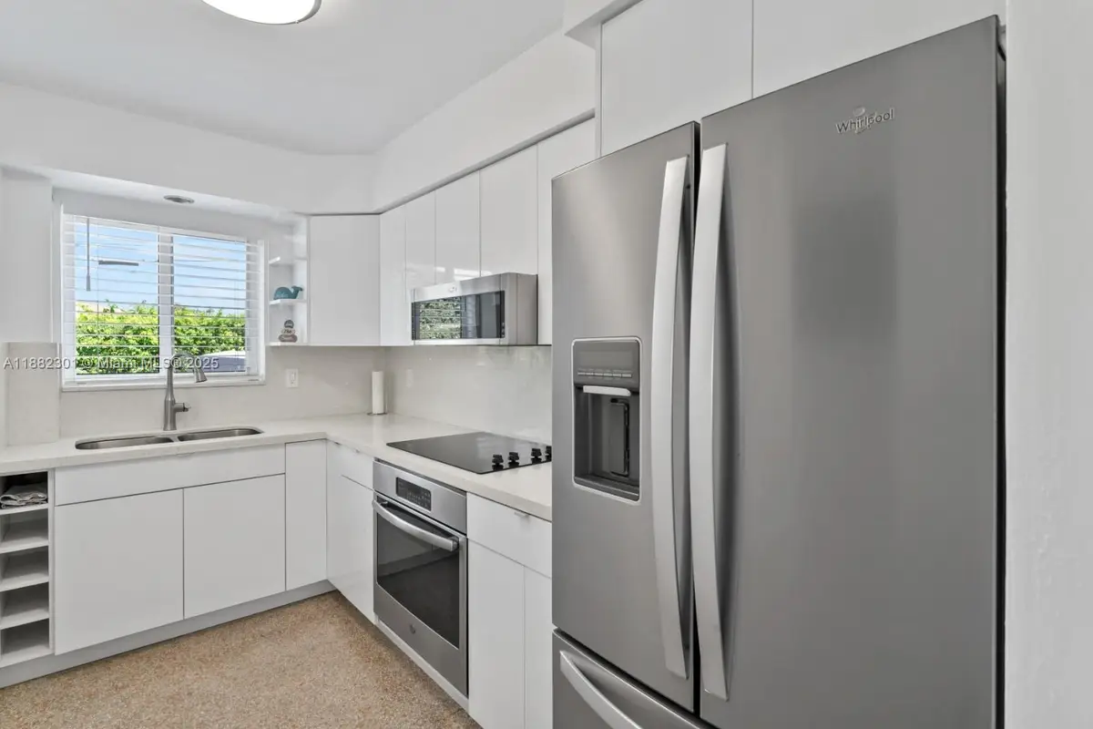 3201 SE 12th St #A2, Pompano Beach, FL 33062 - #1