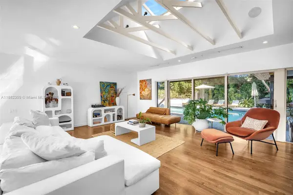 4401 Sanders St, Hollywood, FL 33021