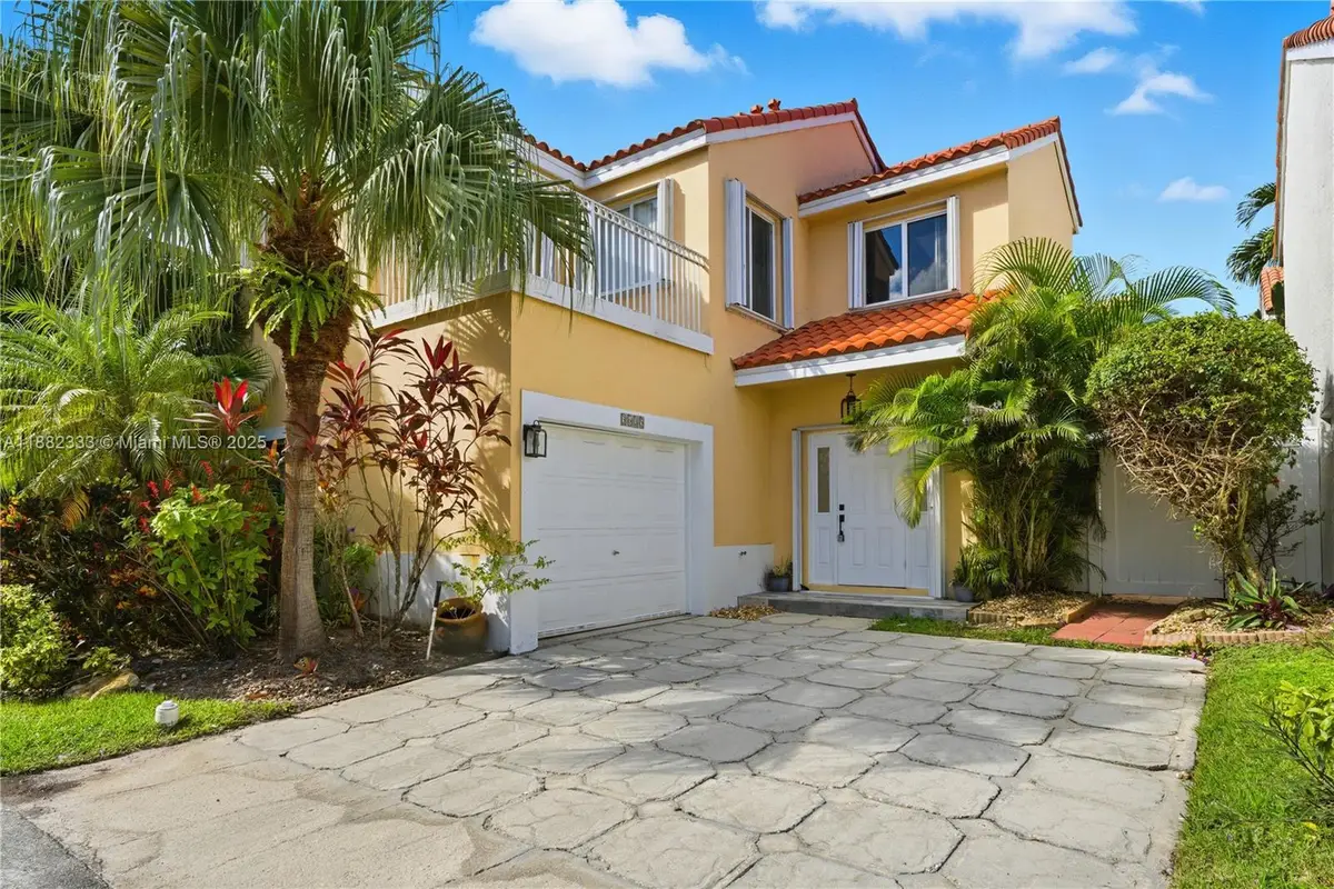 3625 Murano Dr, Hollywood, FL 33021 - Image #1