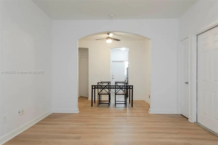 1561 Lenox Ave #10, Miami Beach, FL 33139 - Image #3