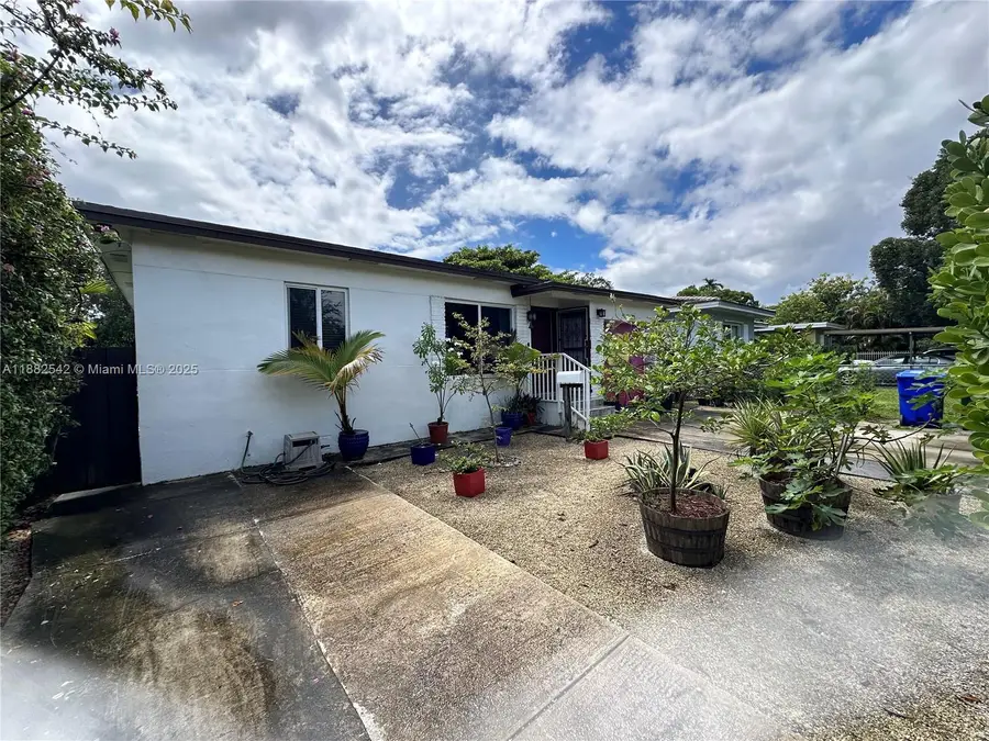 2270 SW 24th St, Miami, FL 33145 - Image #3