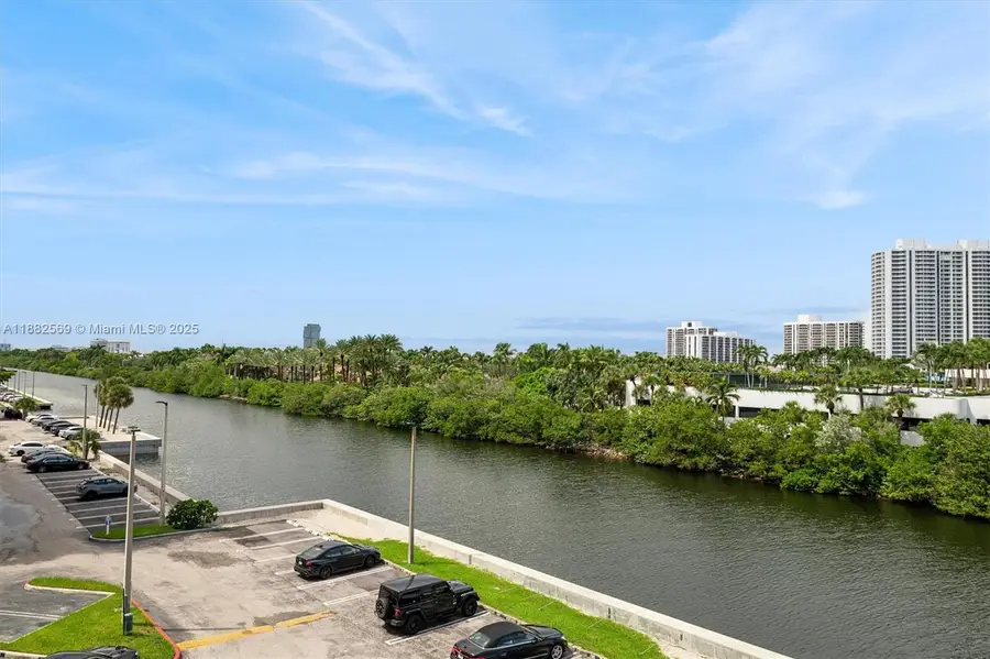 20515 E Country Club Dr #442, Aventura, FL 33180 - #2