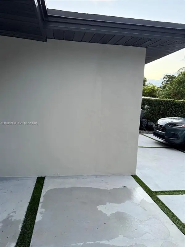 7508 Garfield St, Hollywood, FL 33024