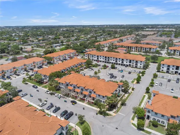 3529 NW 29th Pl, Lauderdale Lakes, FL 33311