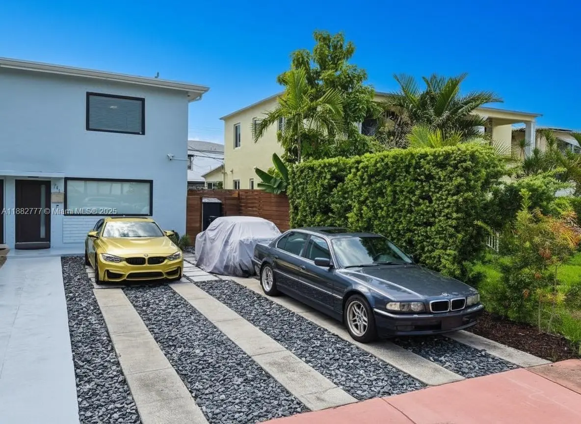 702 86th Street, Miami Beach, FL 33141 - Image #1