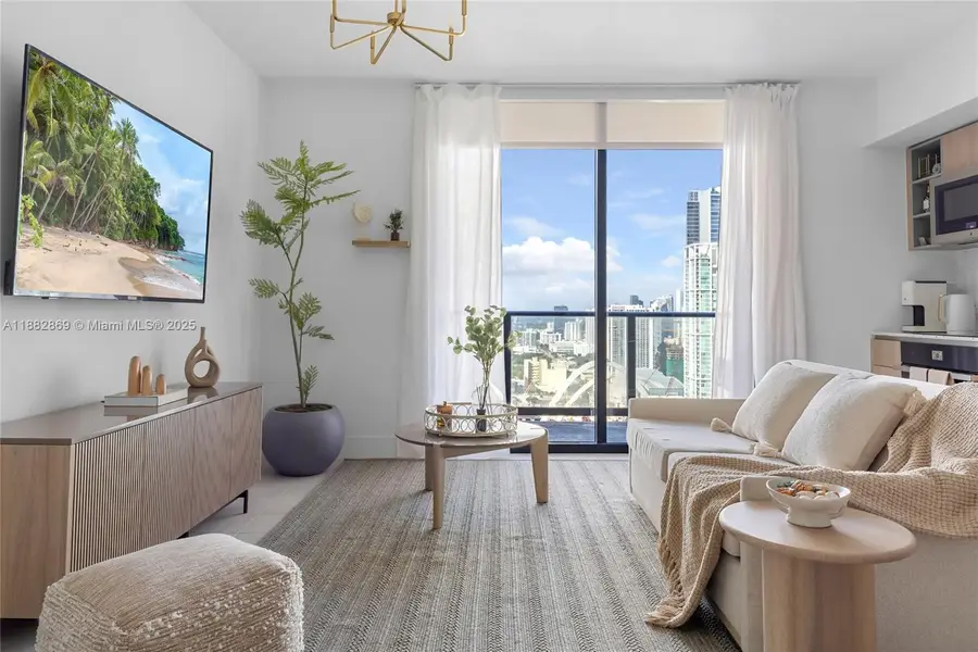 159 NE 6th St #3301, Miami, FL 33132 - Image #2