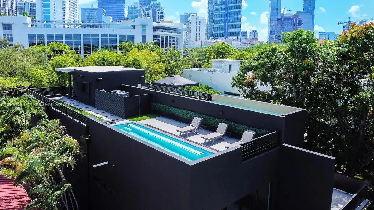 420 SW 15th Rd, Miami, FL 33129 - Image #1