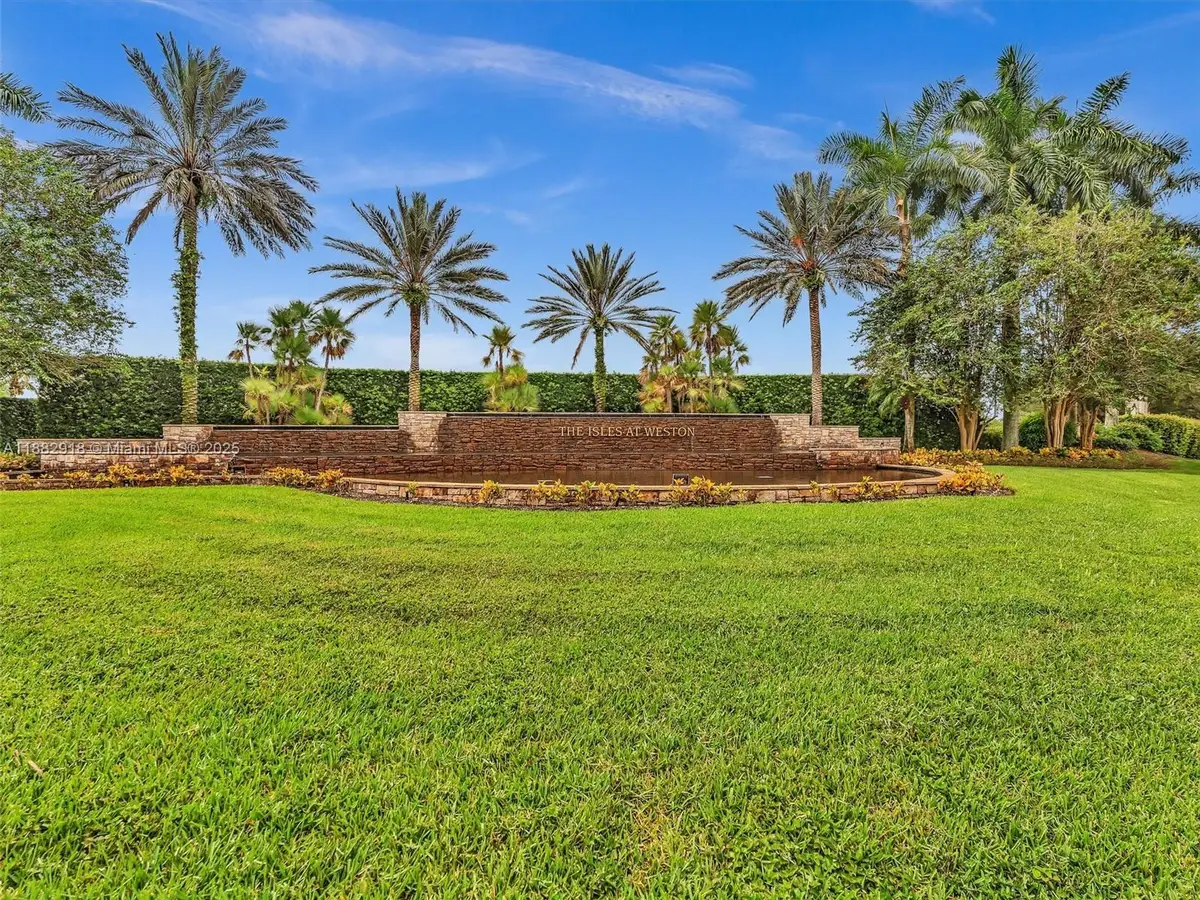 19222 Crystal St, Weston, FL 33332 - Image #1