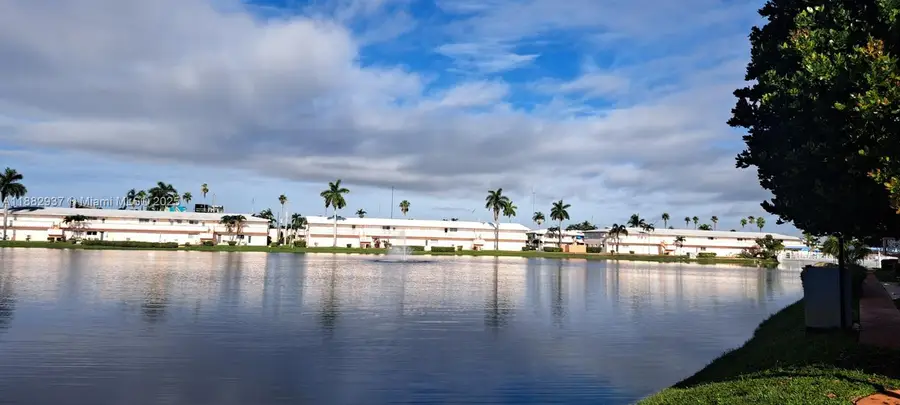 901 SW 11th Ave #4H, Hallandale Beach, FL 33009 - #2