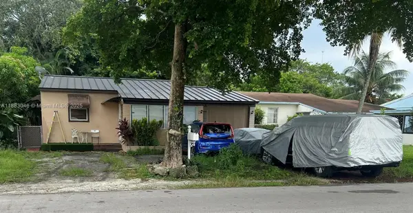 2826 Madison St, Hollywood, FL 33020