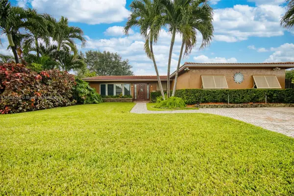 4815 Cleveland St, Hollywood, FL 33021