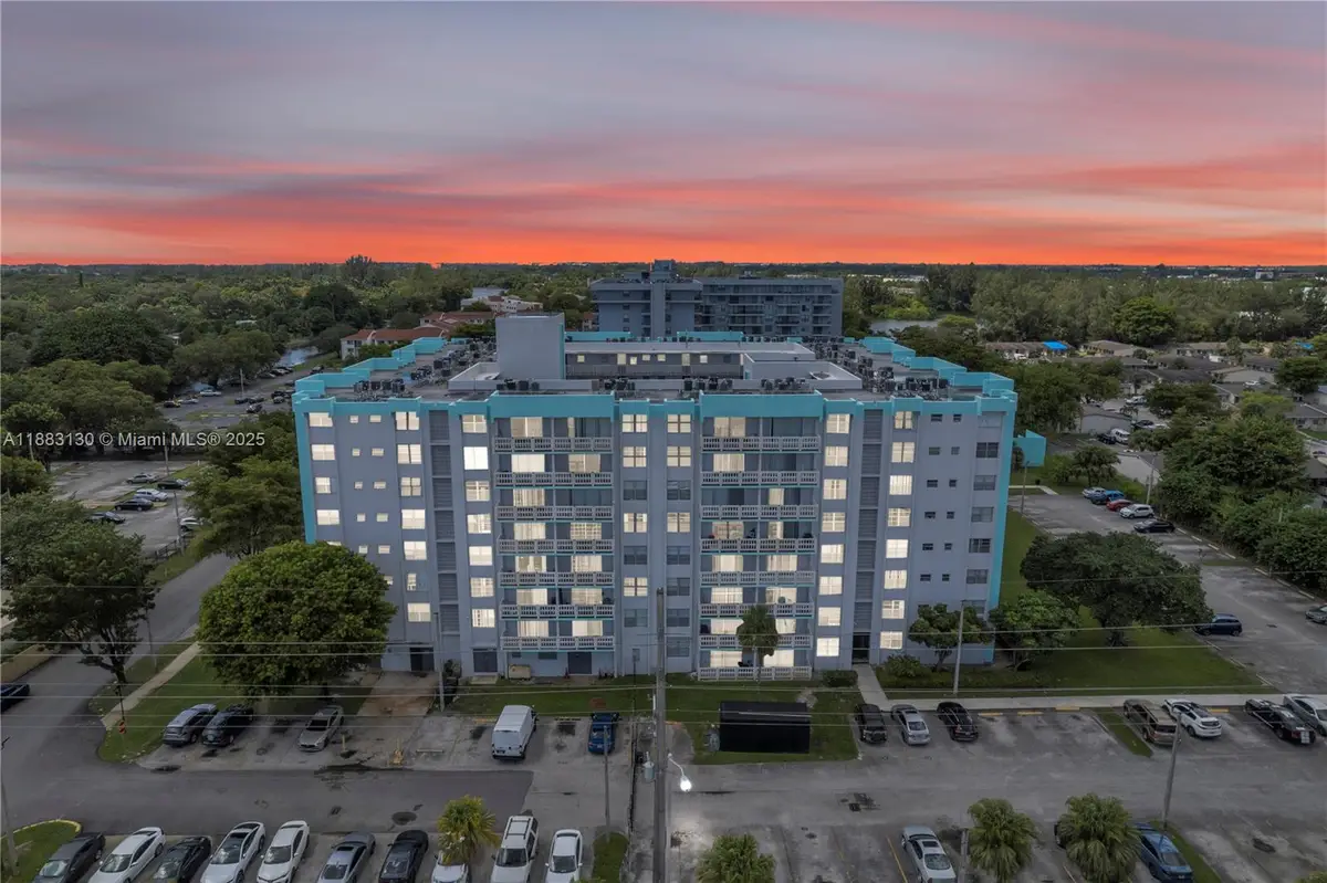 15600 NW 7th Ave #708, Miami, FL 33169 - Image #1