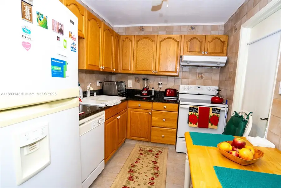 1000 NE 14th Ave #207, Hallandale Beach, FL 33009 - #2