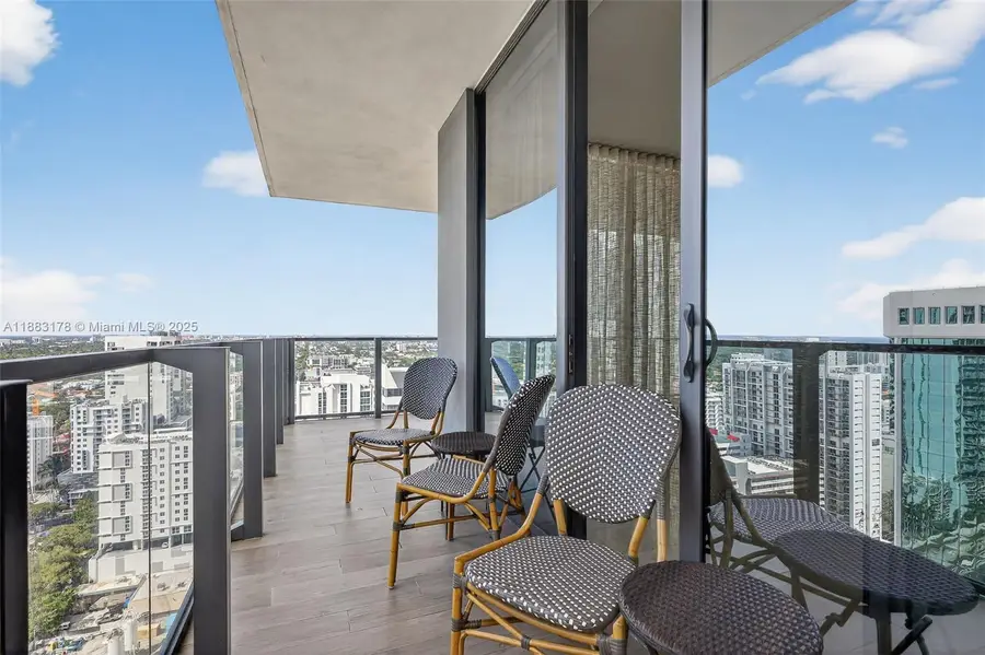 88 SW 7th St #2402, Miami, FL 33130 - Image #3