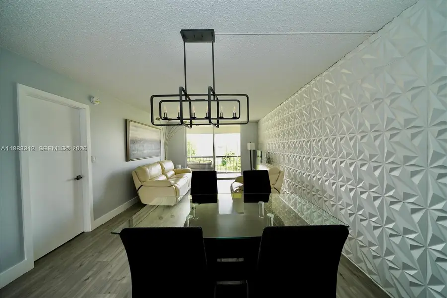 2541 Aragon Blvd #305, Sunrise, FL 33322 - #3