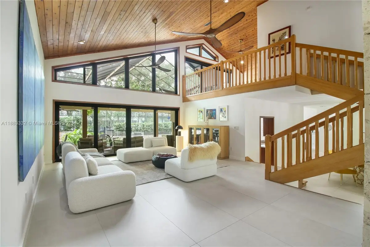 8120 SW 182nd St, Palmetto Bay, FL 33157 - Image #1