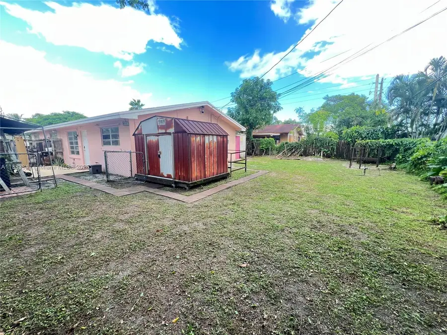 4108 SW 22nd St, Fort Lauderdale, FL 33317 - Image #2