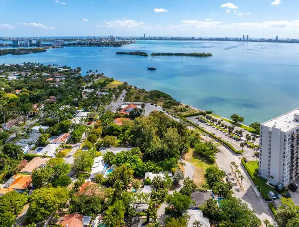 860 NE 70th St, Miami, FL 33138