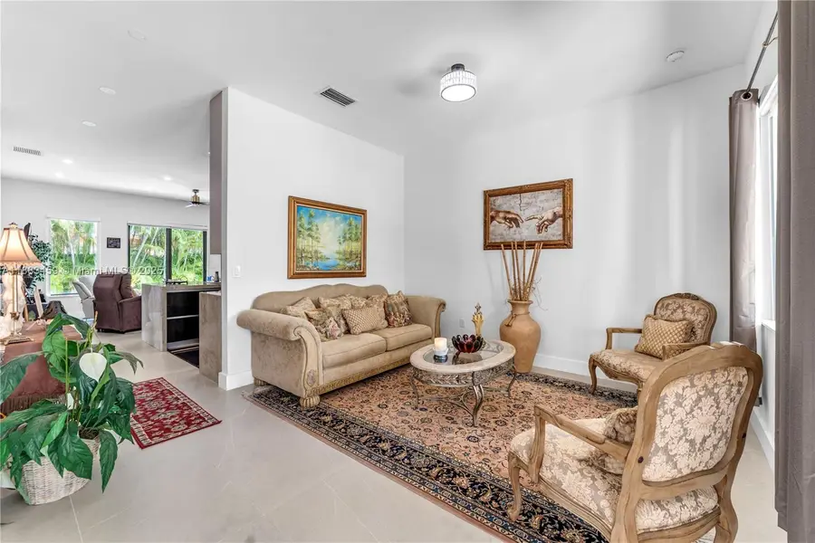 15977 SW 141st St, Miami, FL 33196 - Image #3
