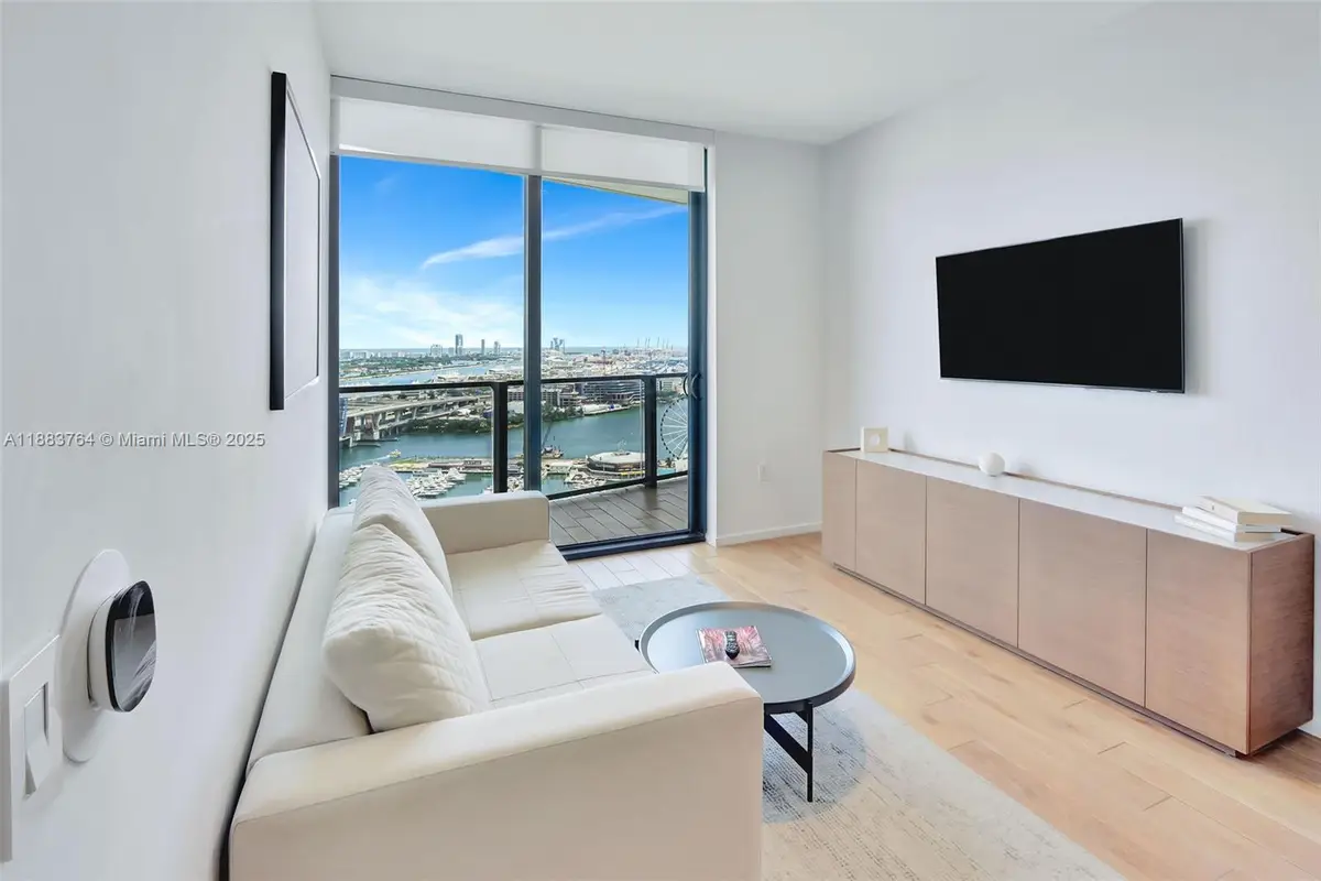 398 NE 5th St #2410, Miami, FL 33132 - #1