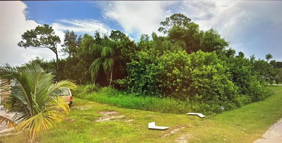 457 Jupiter Ter, Port Saint Lucie, FL 34983 - Image #2